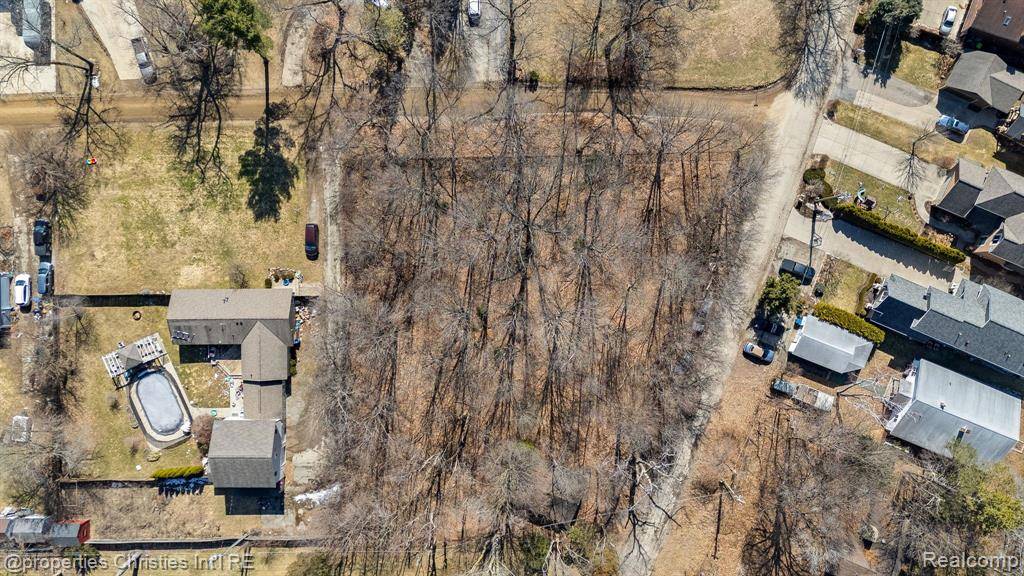 White Lake Twp, MI 48383,2455 RIDGE Road
