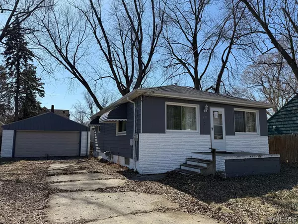 Flint, MI 48507,839 BARRIE Avenue