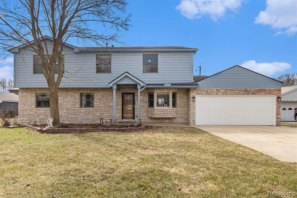2910 Corinthia Drive, Rochester Hills, MI 48309