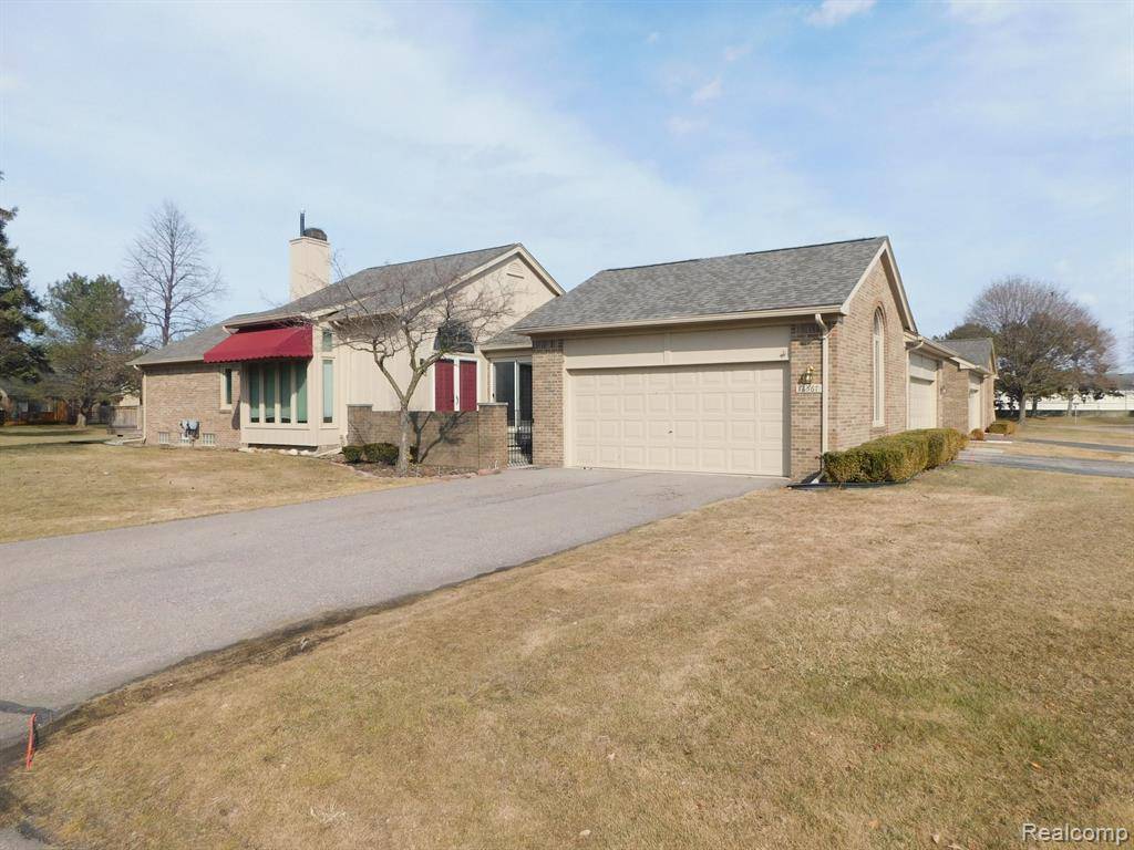 16567 SARJAY Drive, Clinton Twp, MI 48038