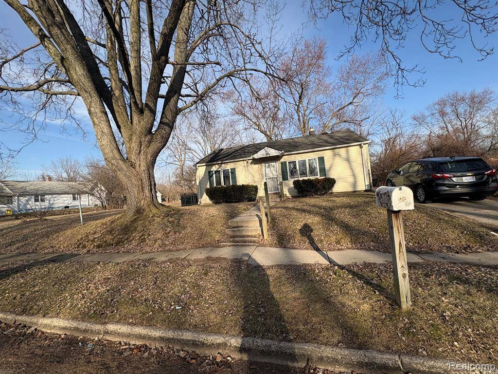 537 HIGHLAND Avenue, Pontiac, MI 48341