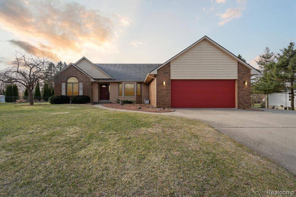 9400 ENGLISHMAN Drive, Tyrone Twp, MI 48430