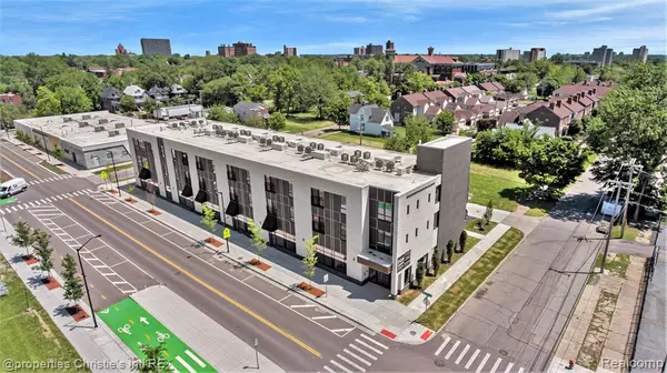 7410 KERCHEVAL Street 212, Detroit, MI 48214