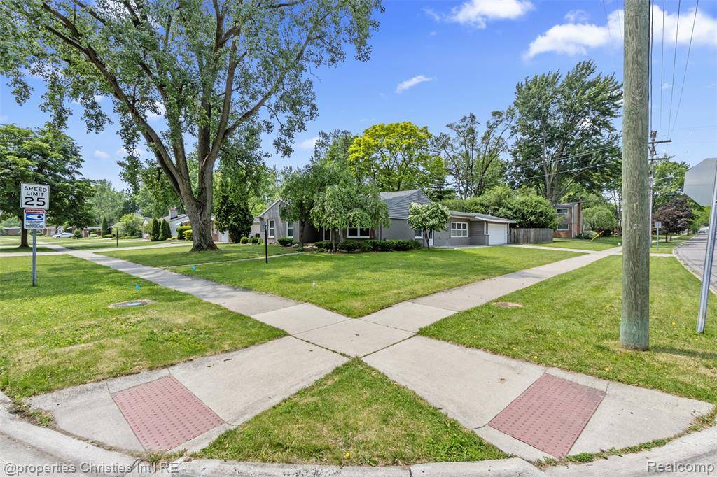 Southfield, MI 48076,29745 Westbrook Parkway