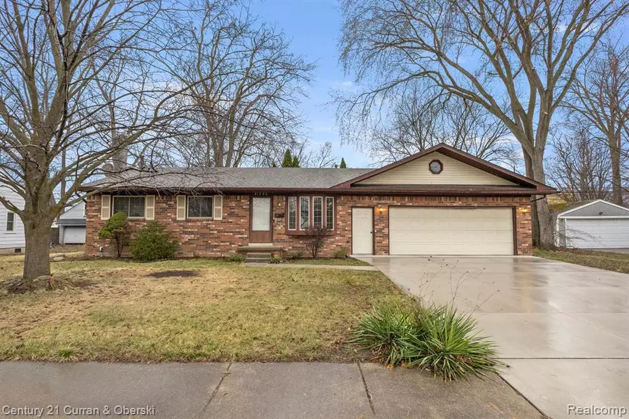 31430 PIERCE Street, Garden City, MI 48135