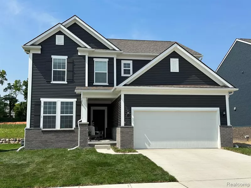 814 KUSS Drive, Saline, MI 48176