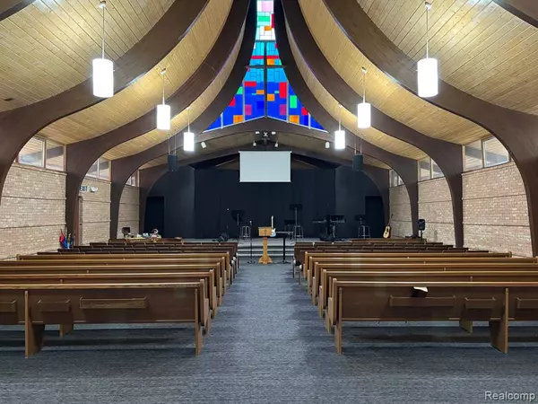 Holly Twp, MI 48442,961 E MAPLE Street