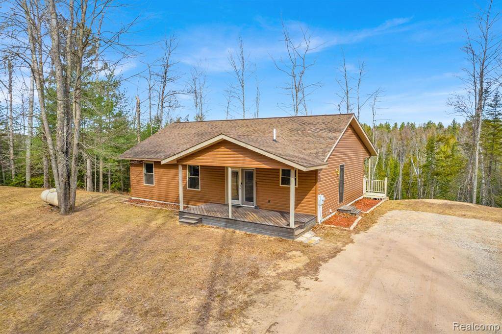 Mills Twp, MI 48610,241 DENNY Lane