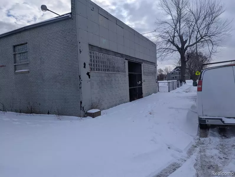 3100 14TH Street, Detroit, MI 48216