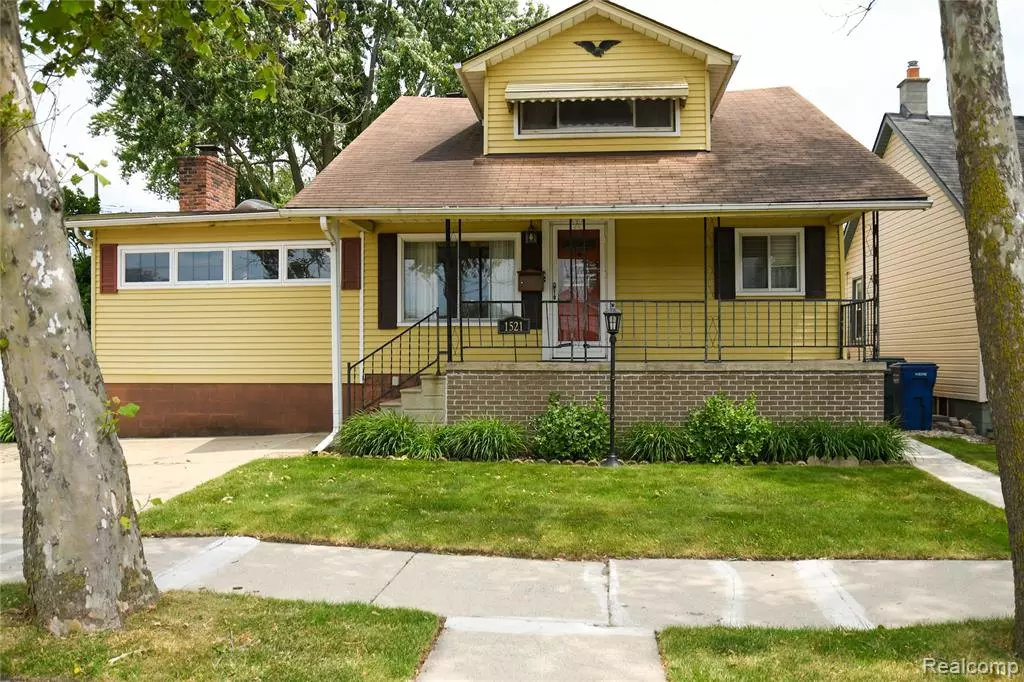 Lincoln Park, MI 48146,1521 FERRIS Avenue