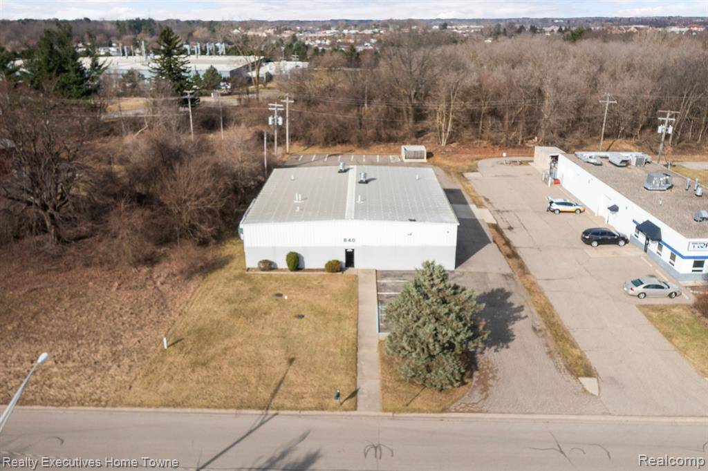 Lapeer, MI 48446,840 WHITNEY Drive