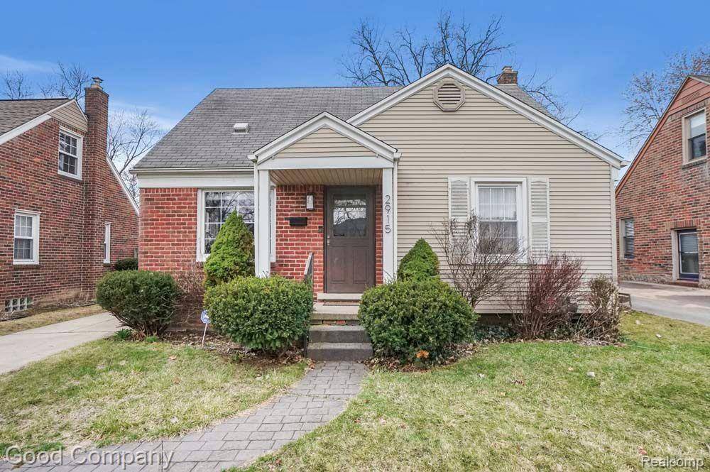 2915 N ALTADENA Avenue, Royal Oak, MI 48073