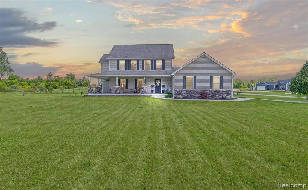5015 LINDEMERE Drive, Handy Twp, MI 48836