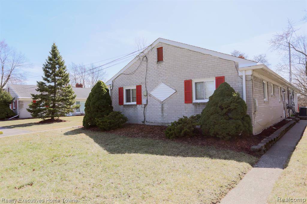Roseville, MI 48066,16550-16552 & 16530-16532 PETRIE Street