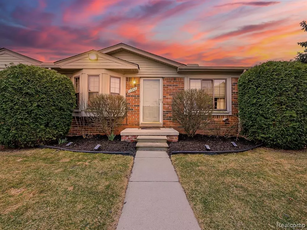 Washington Twp, MI 48094,11542 LYNHURST Drive