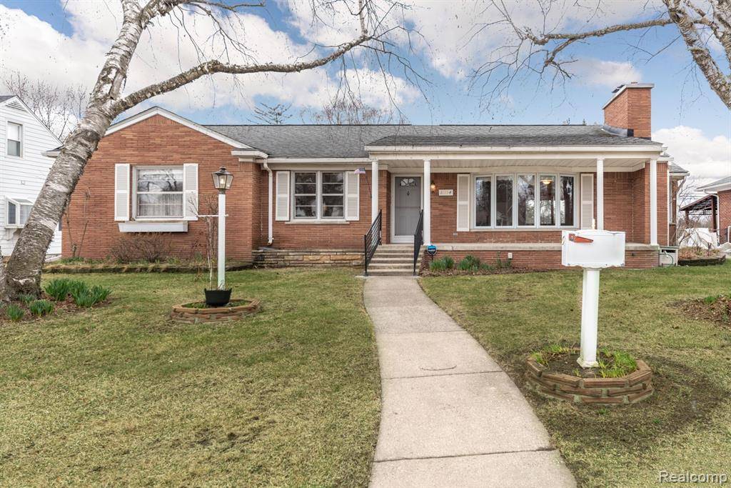 11694 Farley,  Redford Twp,  MI 48239