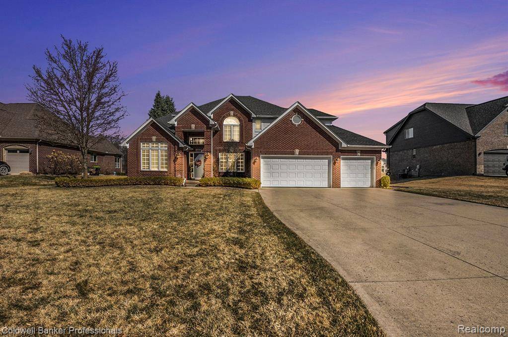 Oxford Twp, MI 48371,1615 ROYAL BIRKDALE Drive