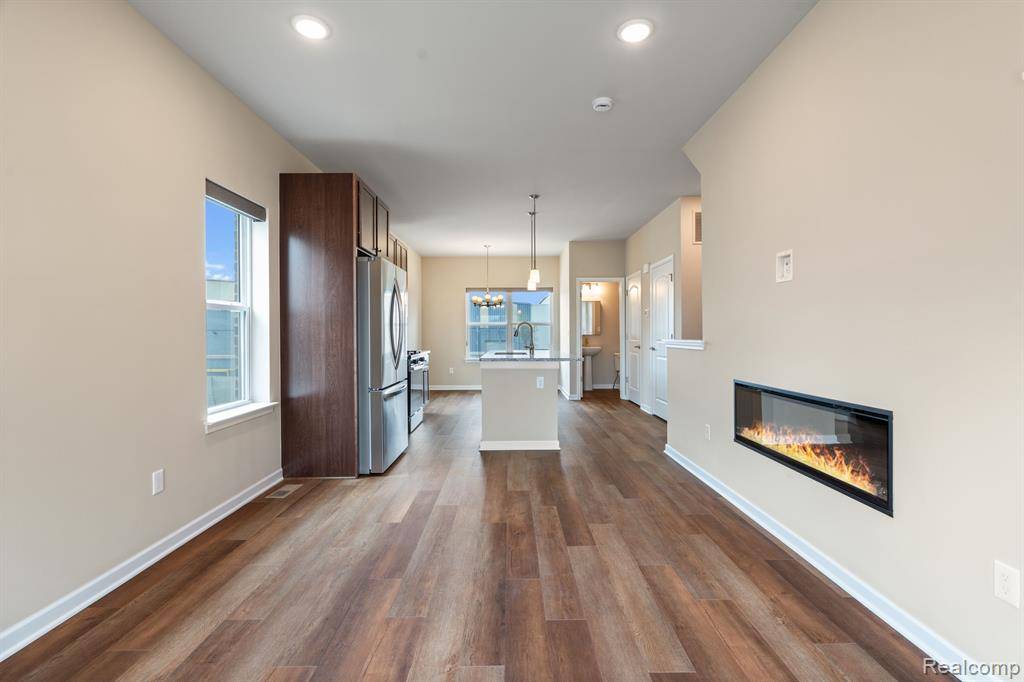 Troy, MI 48085,849 Canterbury Ln