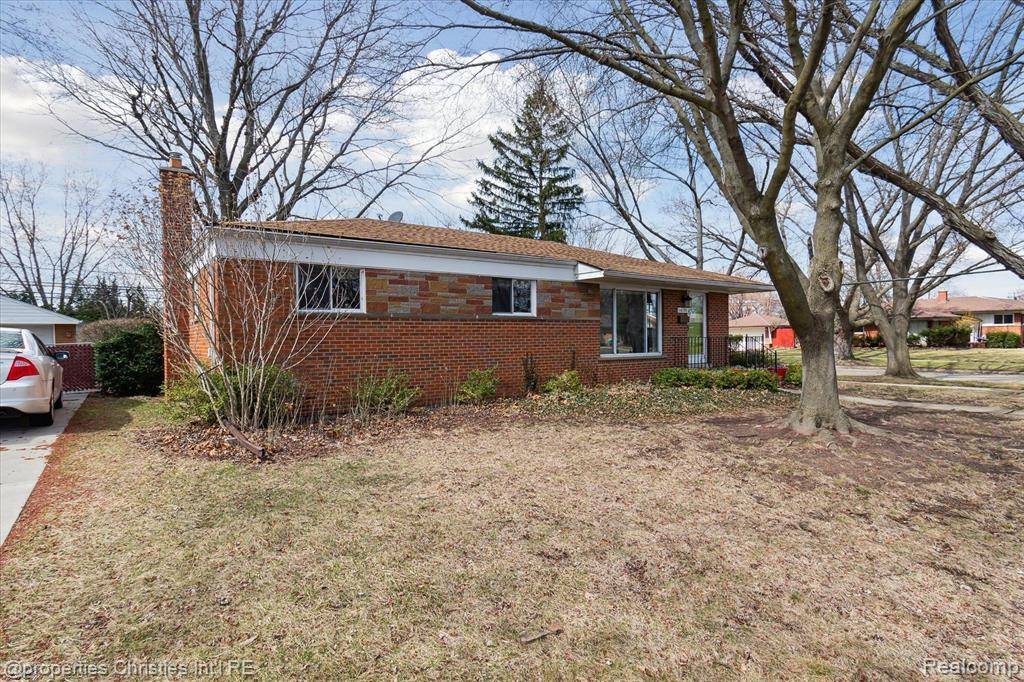 14195 Lyons Street, Livonia, MI 48154
