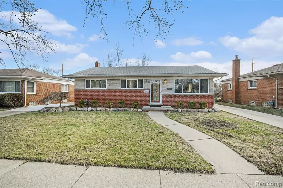 9010 WINSTON, Redford Twp, MI 48239