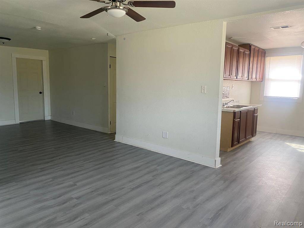 Inkster, MI 48141,4543 HARRIET Street