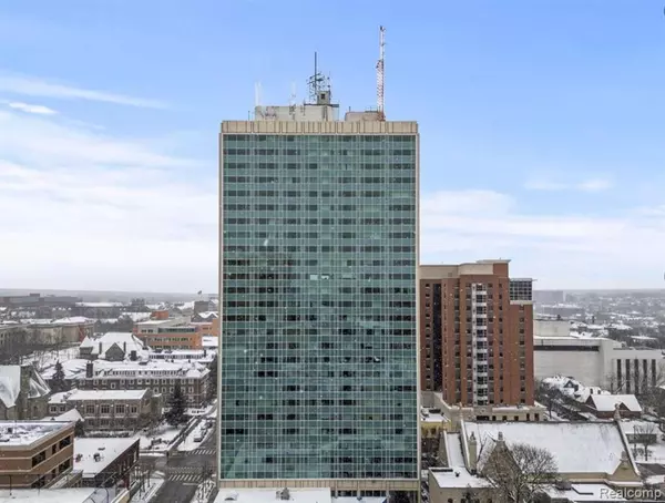 555 E WILLIAM Street 19C, Ann Arbor, MI 48104