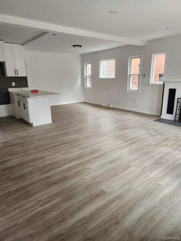 Detroit, MI 48227,15731 LAUDER Street