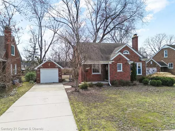 Harper Woods, MI 48225,20488 FLEETWOOD Drive