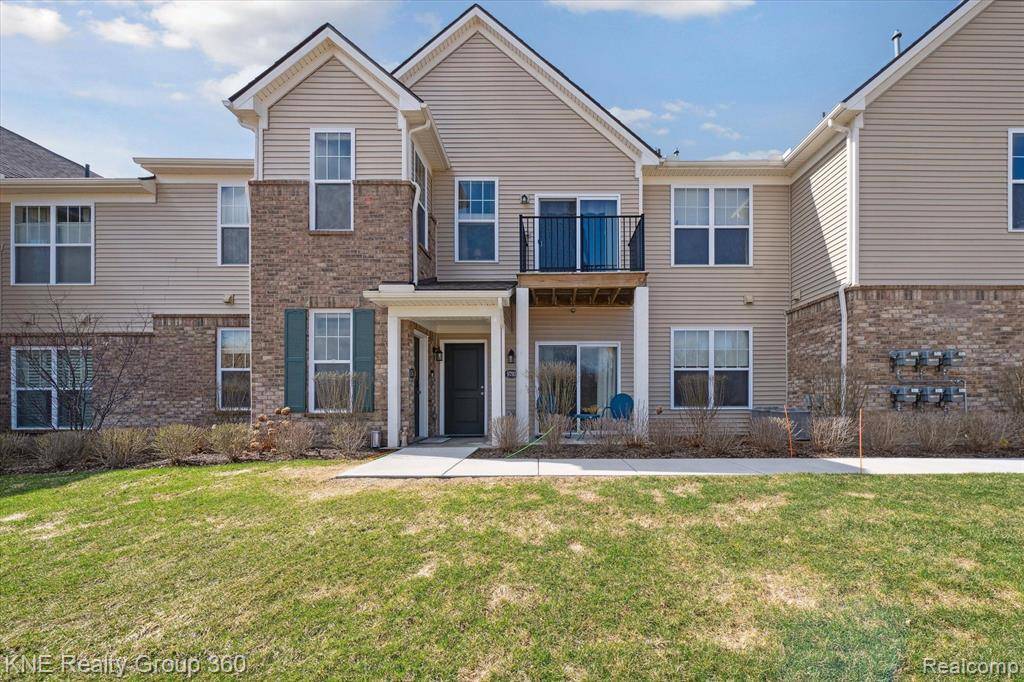 9793 RIDGE RUN Street, Hartland Twp, MI 48855