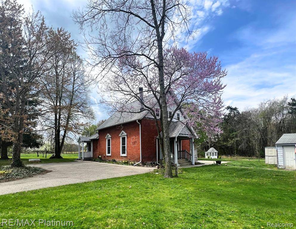 4015 BENNETT LAKE Road, Tyrone Twp, MI 48430