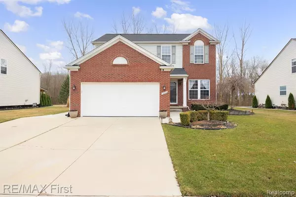 18802 BRIGHTON Drive,  Macomb Twp,  MI 48042