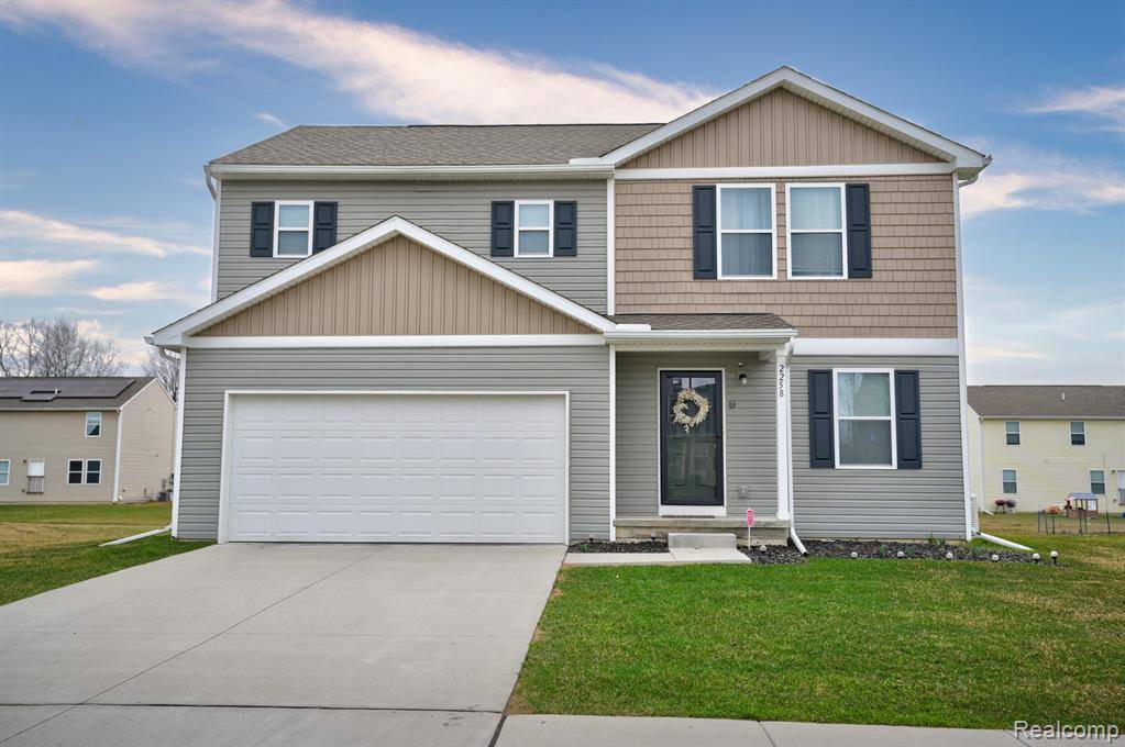 2258 CHAMPION Drive,  Burton,  MI 48519