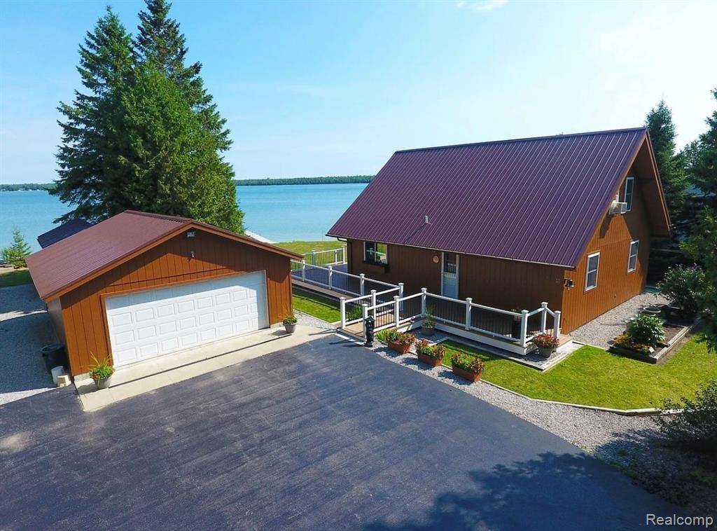 17389 US HIGHWAY 23 S,  Krakow Twp,  MI 49777