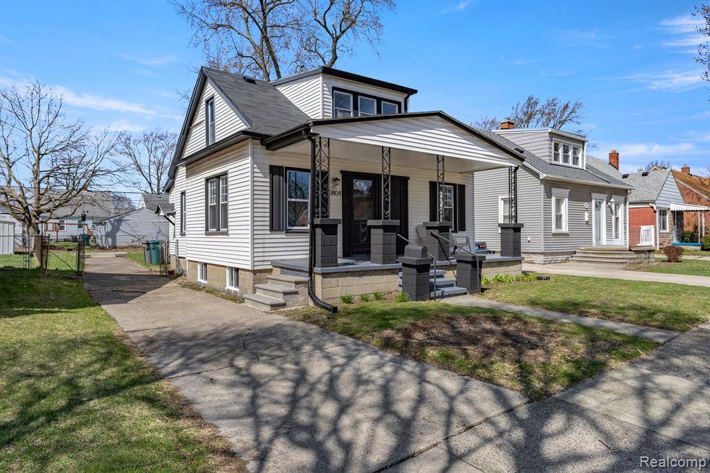Dearborn, MI 48124,3804 CAMPBELL Street