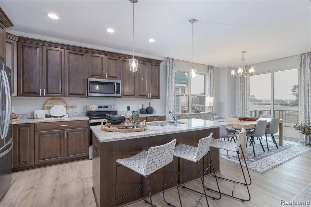 Brighton Twp, MI 48114,3736 Chatham Place 6