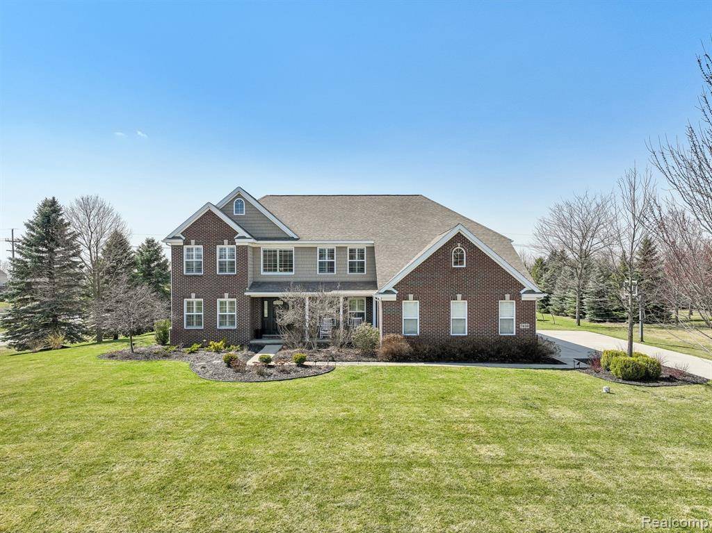 7416 SECRETARIAT Drive, Pittsfield Twp, MI 48176