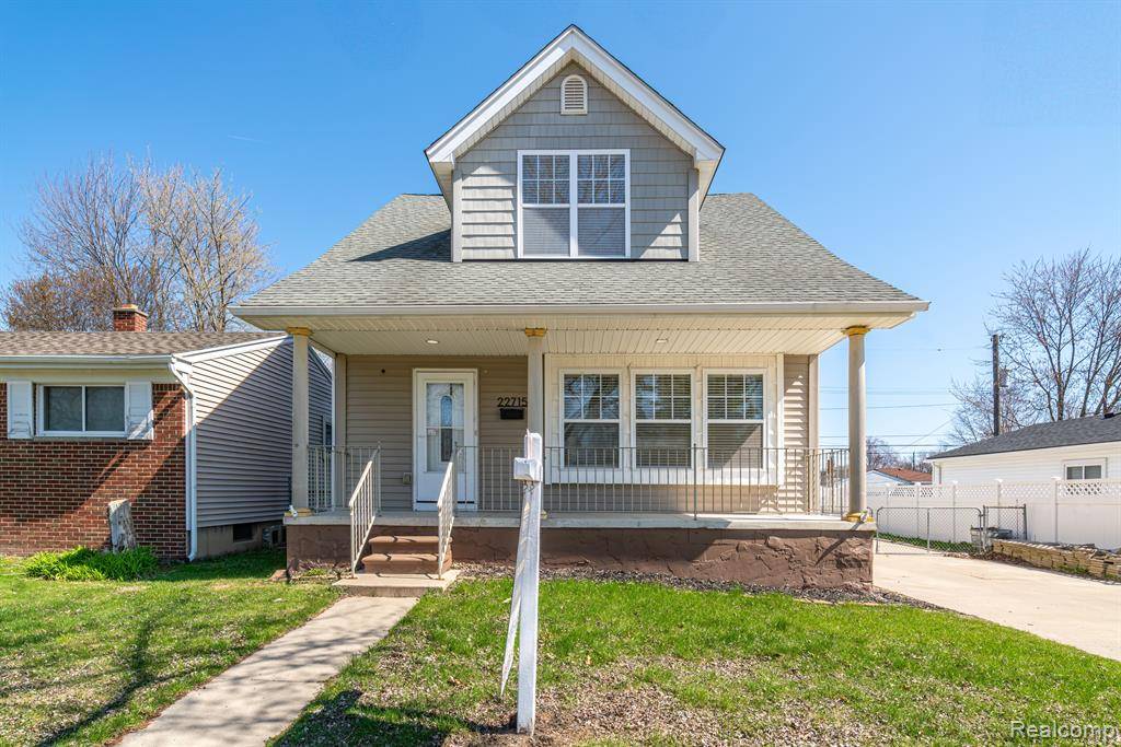 22715 AVON Street, St. Clair Shores, MI 48082