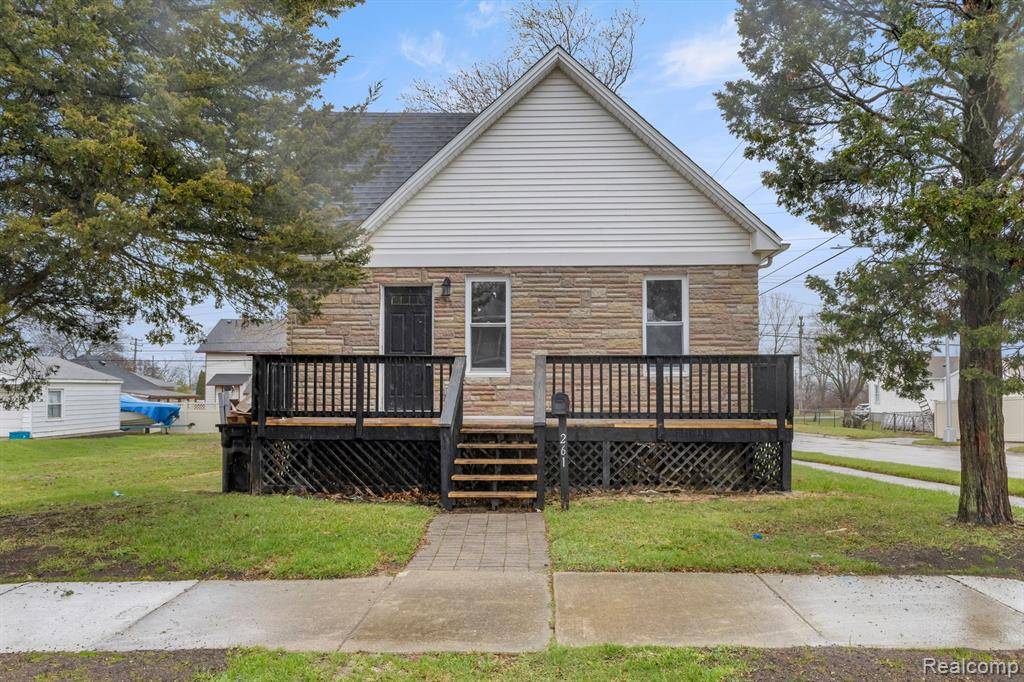 261 DETROIT Street, Trenton, MI 48183
