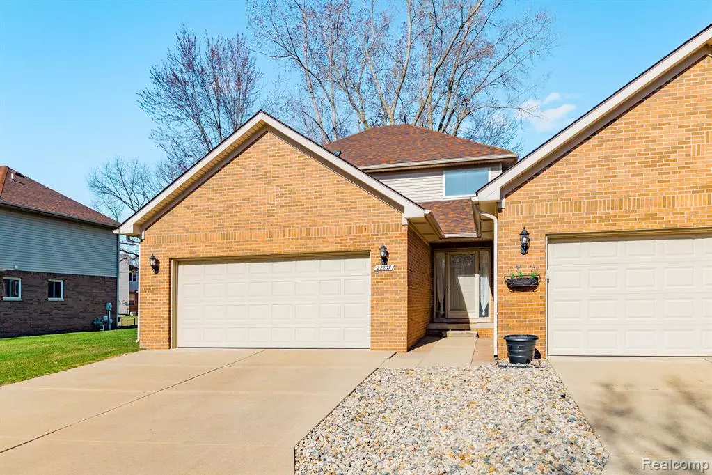 Brownstown Twp, MI 48183,22237 BREHMER