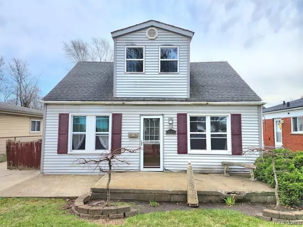 Dearborn Heights, MI 48125,25511 PENNIE Street