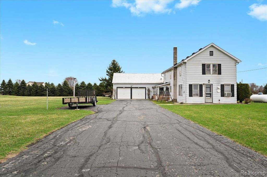 1572 DOTY Road, Raisinville Twp, MI 48162