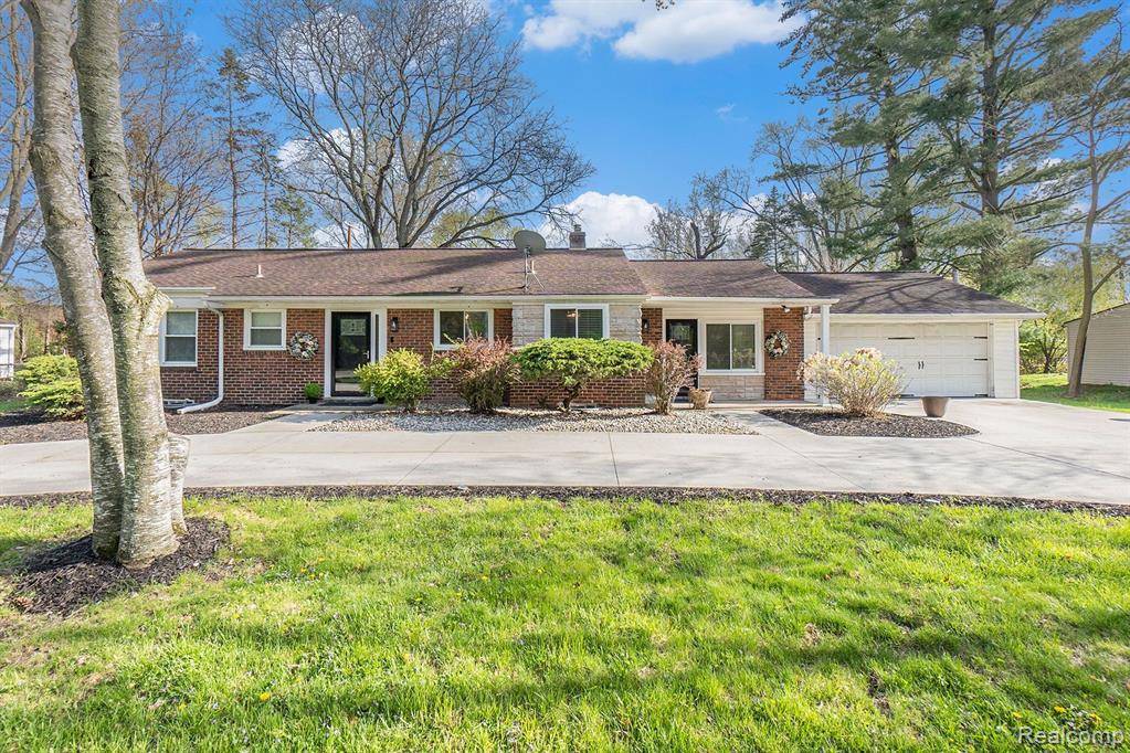 Southfield, MI 48075,19595 MAHON Street