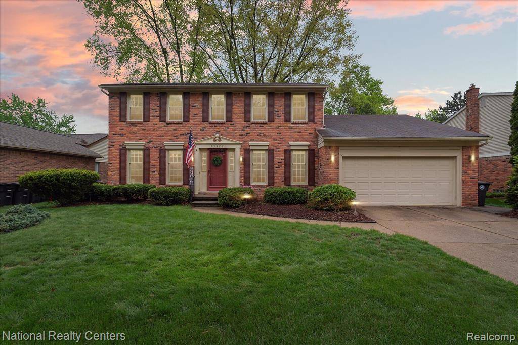 33973 FAIRFAX Drive, Livonia, MI 48152