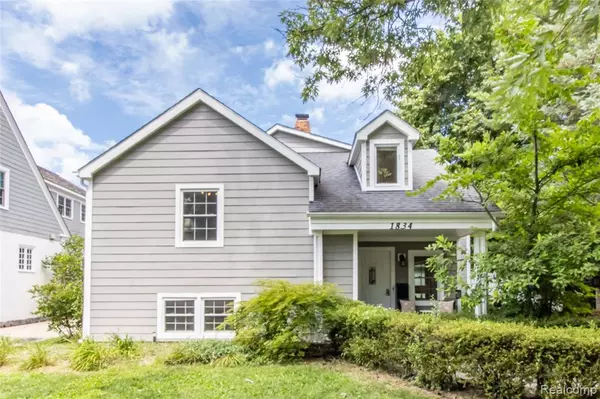 1834 FAIRVIEW Street, Birmingham, MI 48009