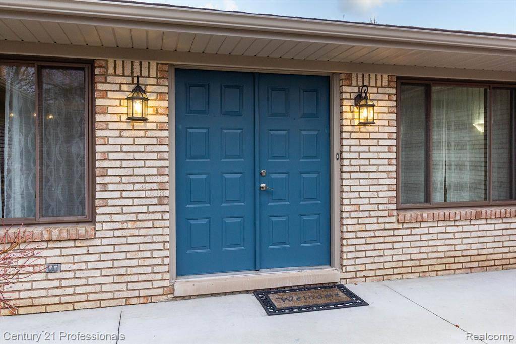 Shelby Twp, MI 48315,46498 HOUGHTON Drive