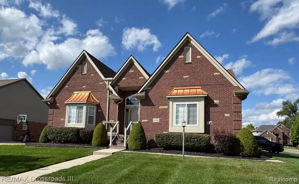 13691 BASSWOOD Circle, Van Buren Twp, MI 48111
