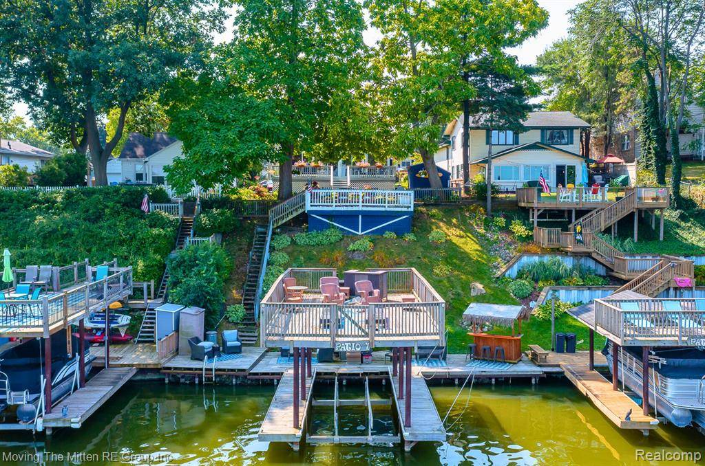 Van Buren Twp, MI 48111,48460 ORMOND Drive