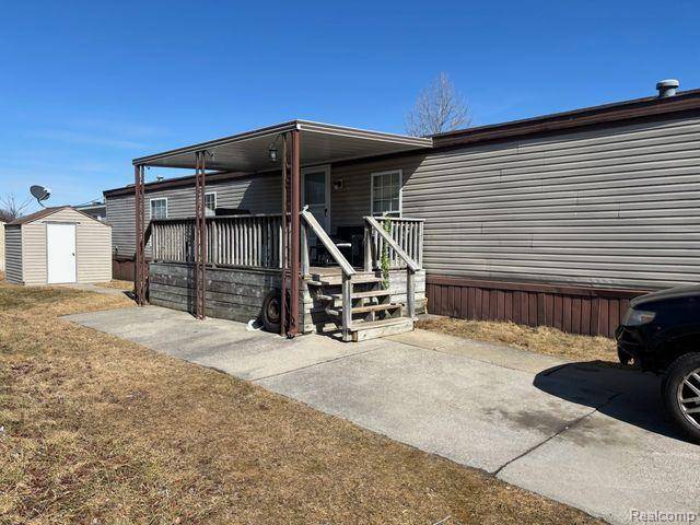 20463 Harmony Drive, Clinton Twp, MI 48036