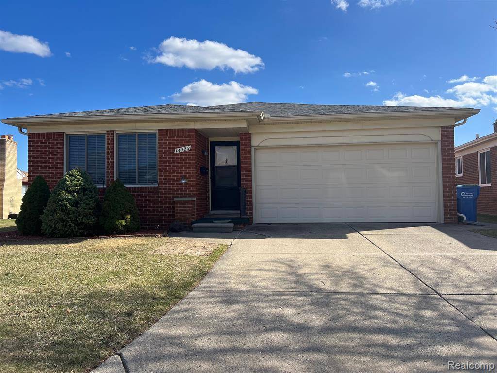 14922 LA GRANDE Plaza, Warren, MI 48088