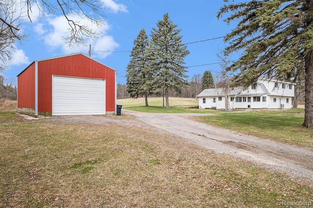 9475 DENTON HILL Road, Tyrone Twp, MI 48430